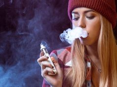 Everything Teen Vaping- What Does The Latest Research Tell Us? هل تسبب السجائر الإلكترونية تجمع الماء في الرئتين؟