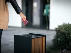 The Environmental Issues Posed by Vapes and The Lack of Recycling Compliance قلق بشأن التأثير البيئي لنفايات السجائر الإلكترونية التي تستخدم لمرة واحدة