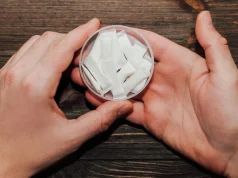 Snus vs Nicotine Pouches: Comparing the Safety and Science Behind The Products السنوس - Snus