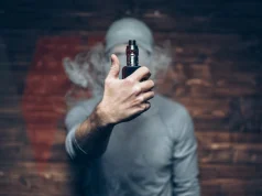 For Smokers Who Struggle to Quit, Reiterate Experts, Vapes Are a Viable Smoking Cessation Option السجائر الإلكترونية ضمن أفضل 3 طرق للإقلاع عن التدخين