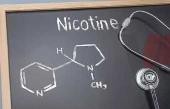 النيكوتين : أداة إدمان أم طريقة علاج؟