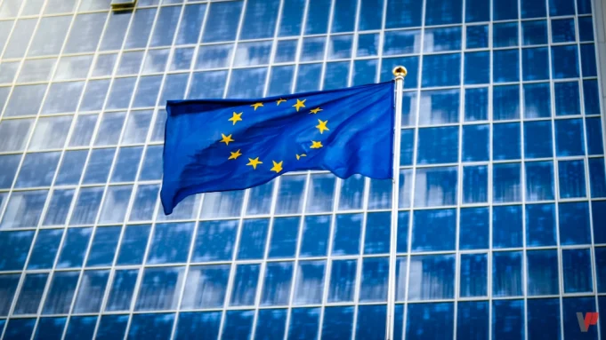 تستعد المفوضية الأوروبية لحظر نكهات السوائل وأكياس النيكوتين